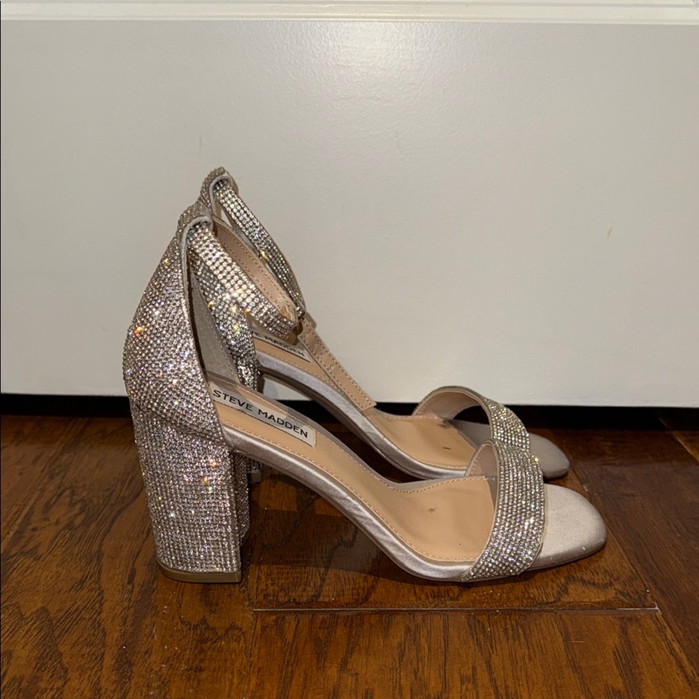 Steve Madden Silver Block Heel Sandals SIZE 7.5